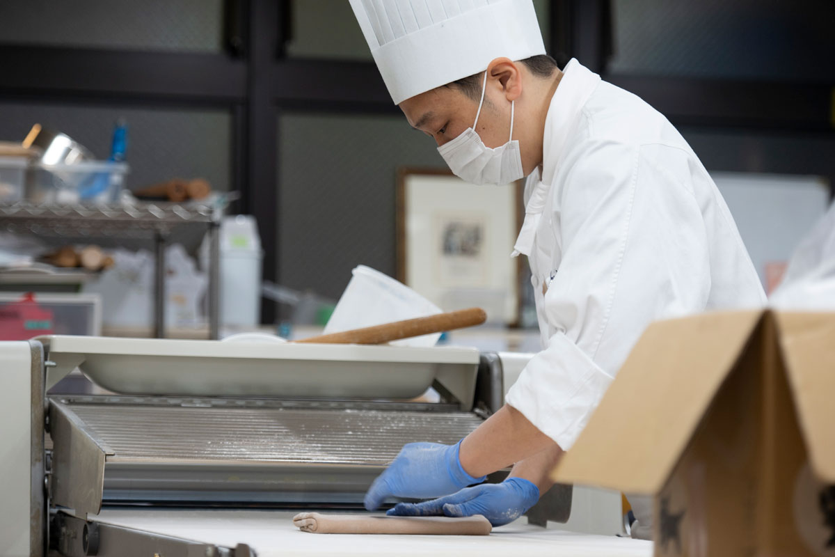 帝国ホテル 金城 達弘