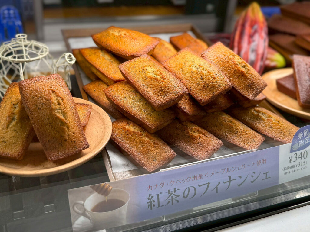 「パティスリーQBG」焼き立てはちみつフィナンシェ、JR蕨駅に期間限定出店！