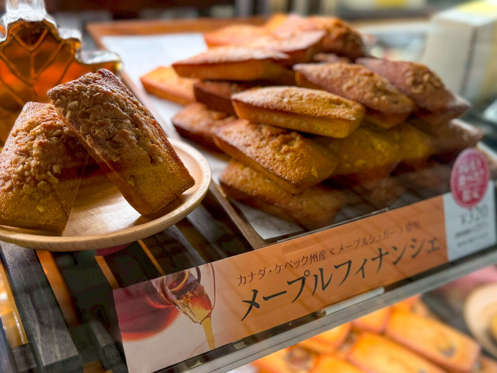 「パティスリーQBG」焼き立てはちみつフィナンシェ、JR蕨駅に期間限定出店！